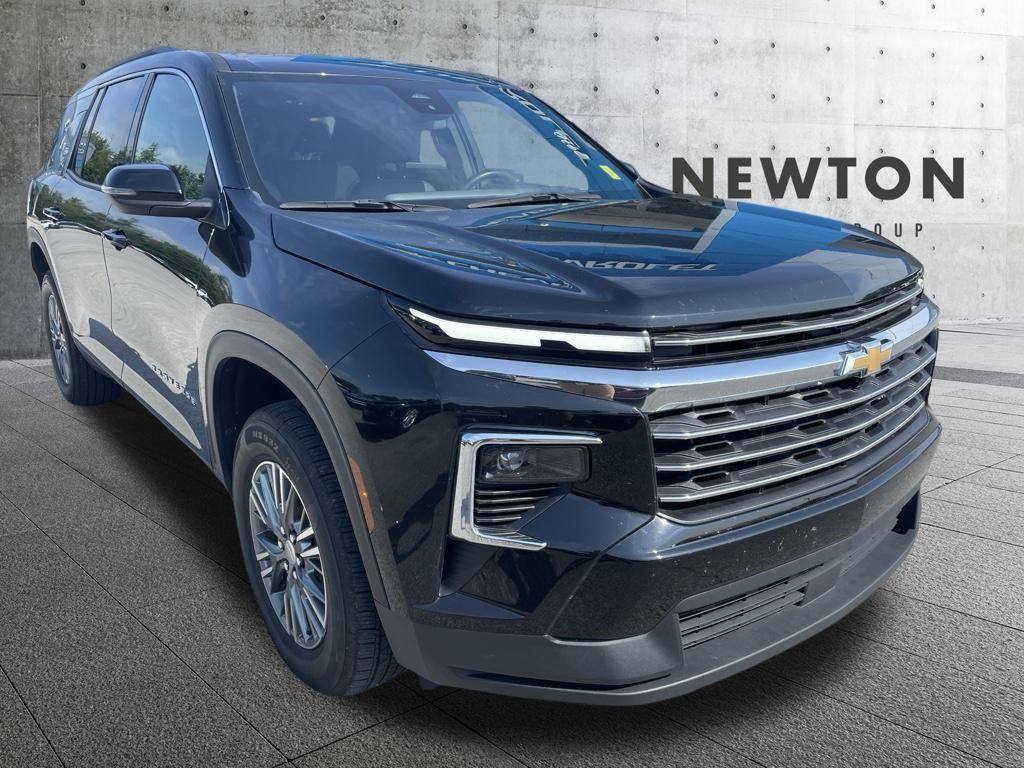 Black Metallic 2025 Chevrolet Traverse SUV / Crossover Front-Wheel Drive 8-Speed Automatic