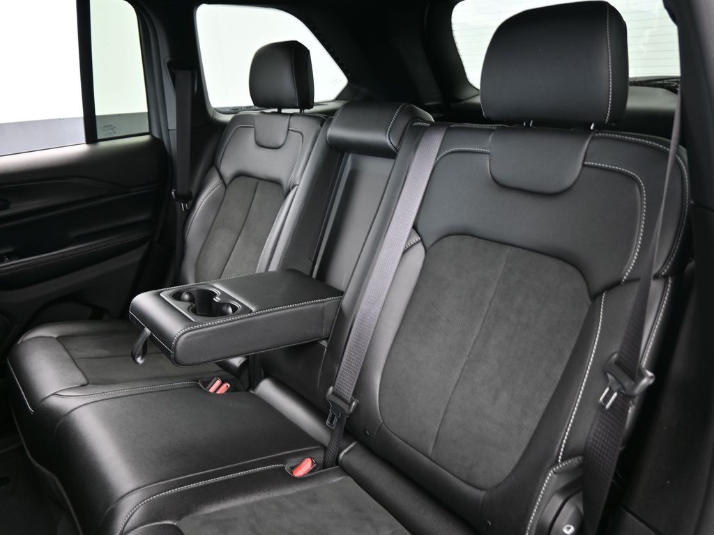 Used 2024 Bright White Clearcoat Jeep Altitude X image 32