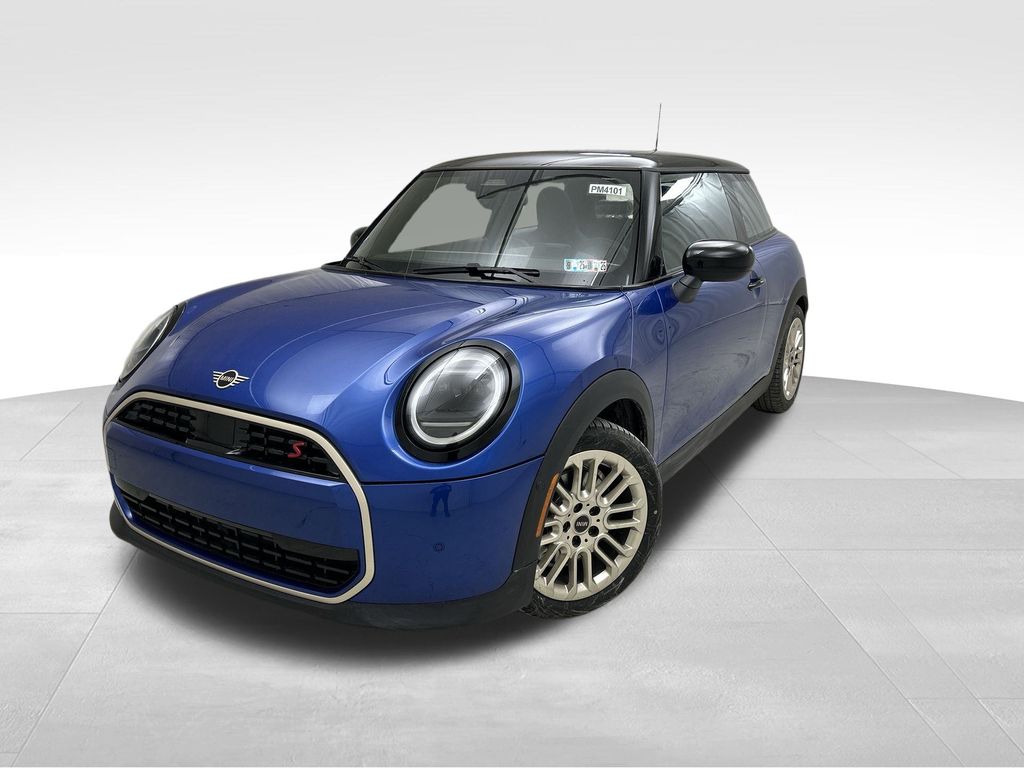 2025 MINI Hardtop 2 Door S's photo