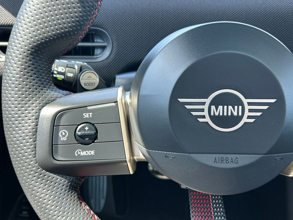 Thumbnail: 2025 MINI Cooper - 18