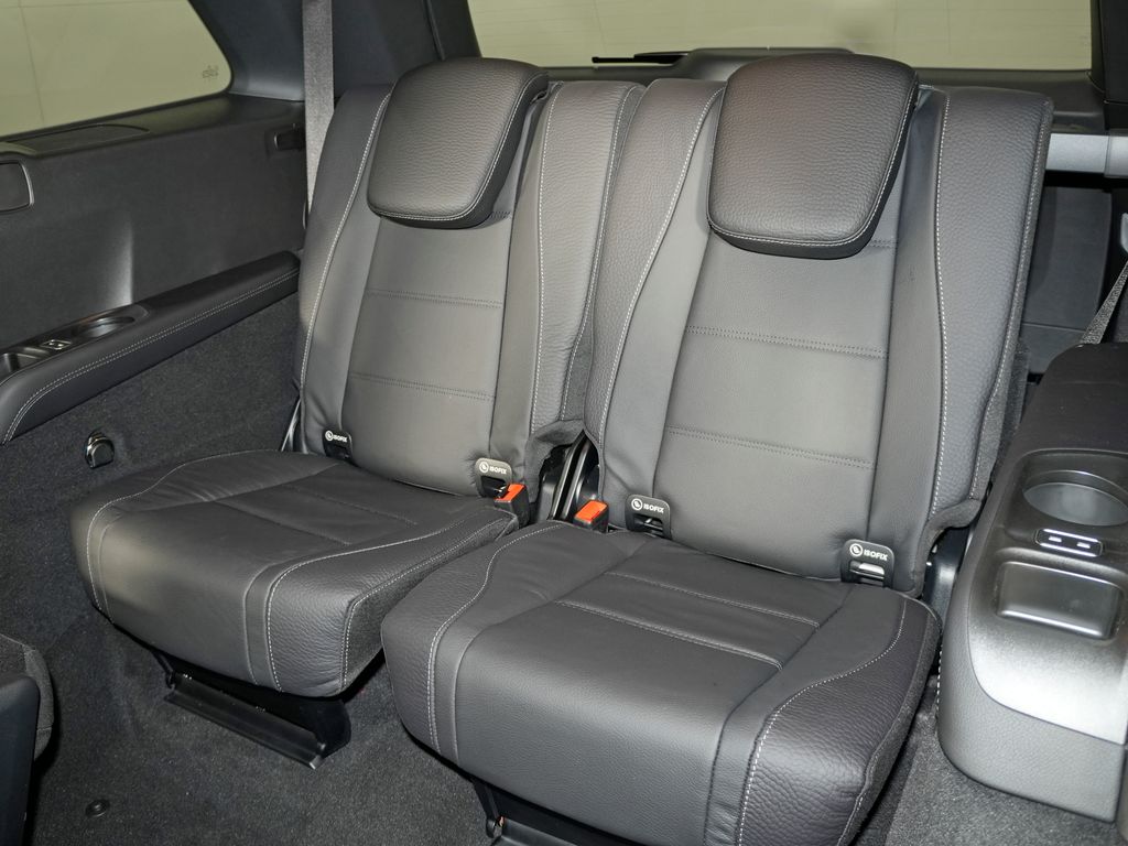 new 2026 Mercedes-Benz GLS car, priced at $97,450