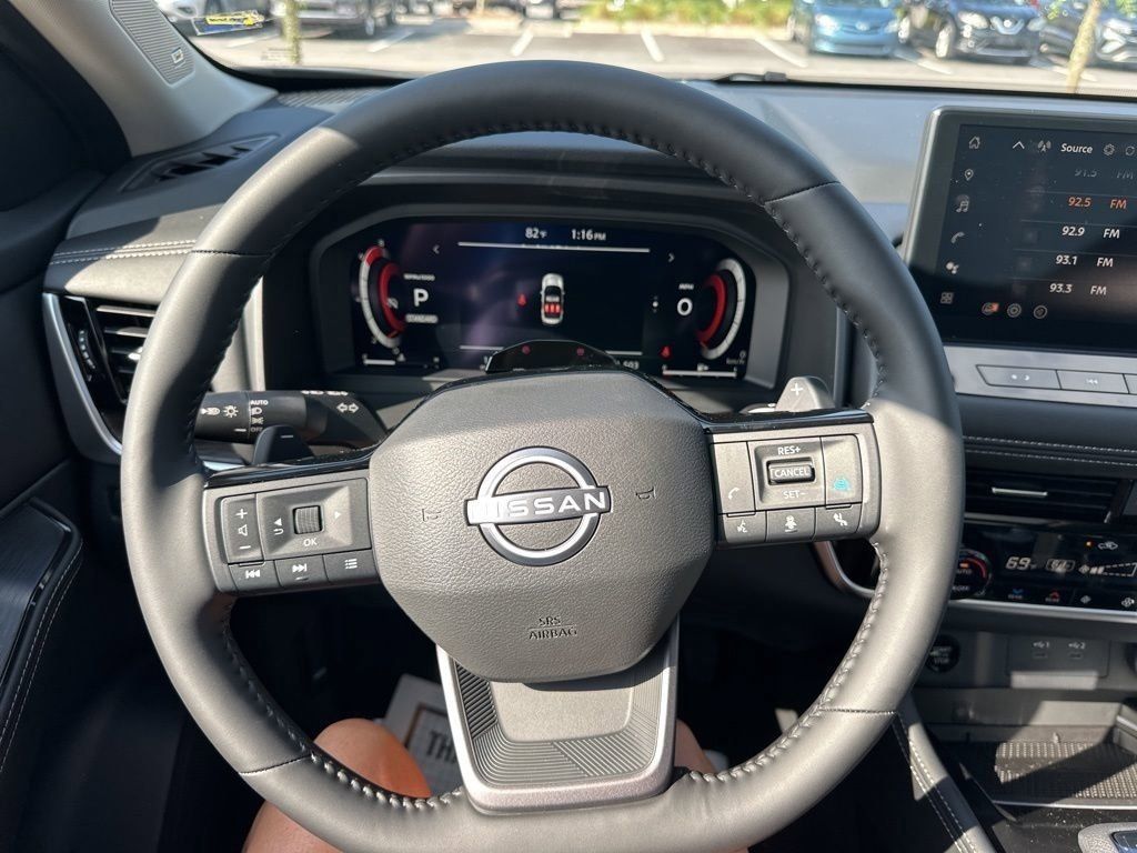 2025 Boulder Gray Pearl/Super Black Nissan Rogue Platinum FWD SUV