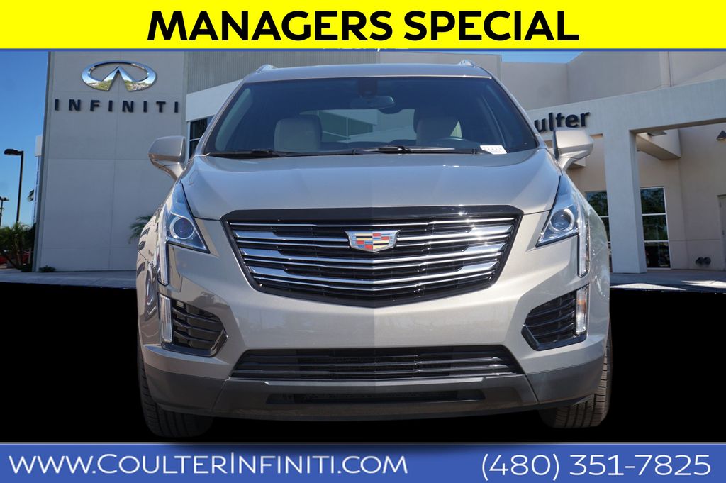 2018 Cadillac XT5 Base 6