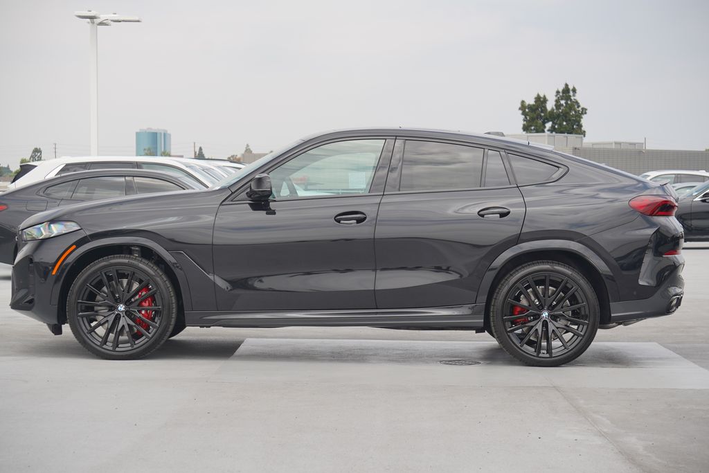 2025 BMW X6  4