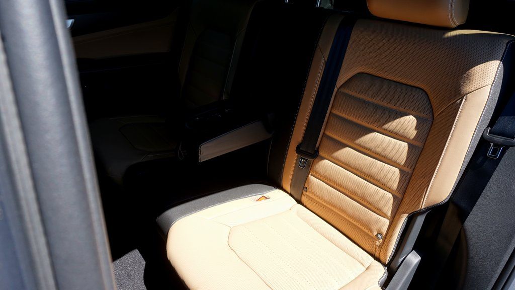 2026 Volkswagen Atlas Cross Sport SEL R-LINE - Photo 11