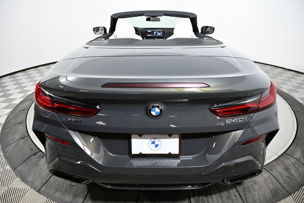 Thumbnail: 2026 BMW 8 Series - 8