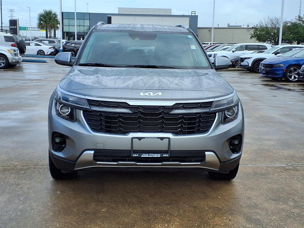 2024 Kia Seltos EX Gray at Shottenkirk Kia Fort Bend