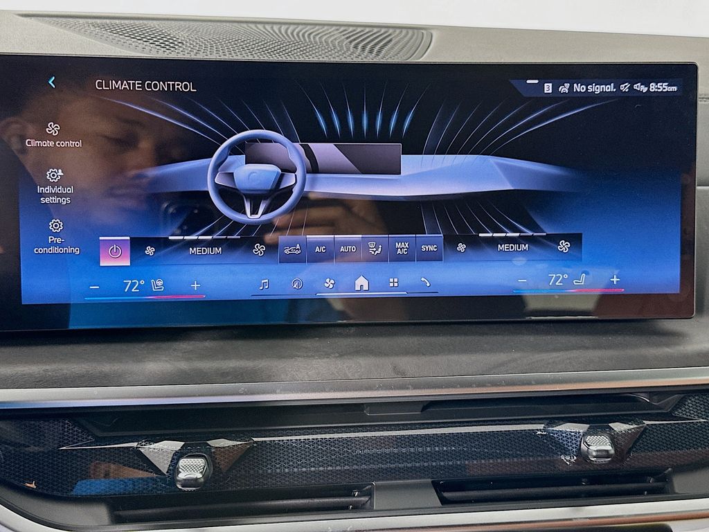 Thumbnail: 2026 BMW X5 - 14
