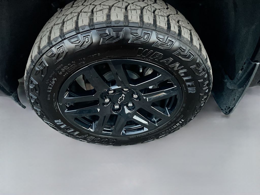 Used 2025 Black Chevrolet LT Trail Boss image 31