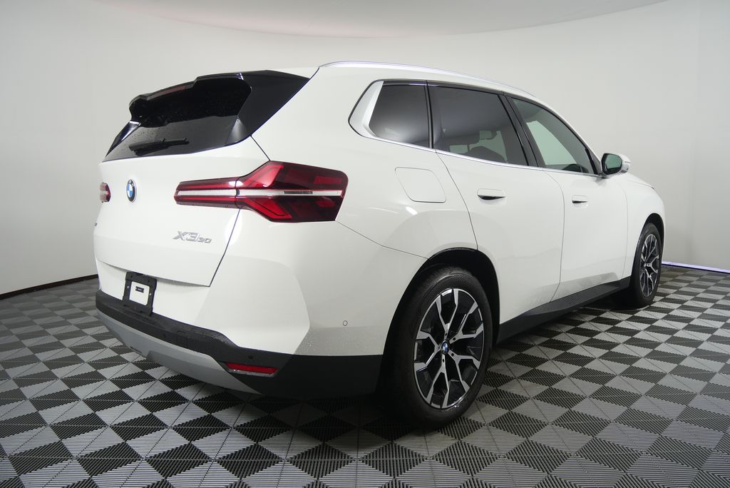 Thumbnail: 2025 BMW X3 - 3