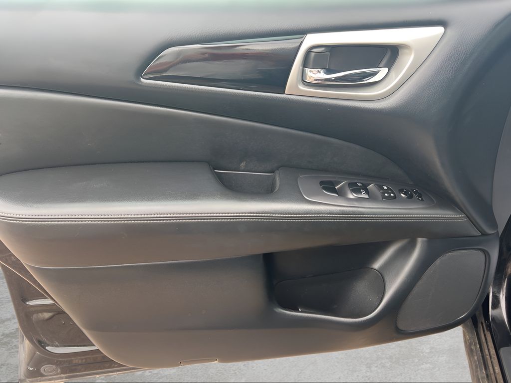 2018 Nissan Pathfinder