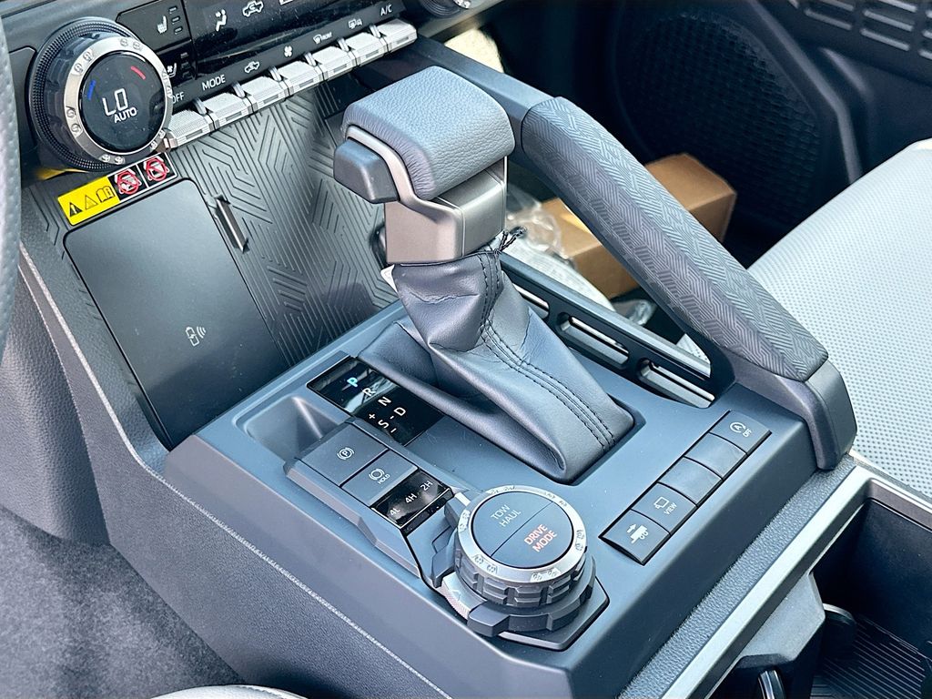 2025 Toyota Tacoma Limited 14