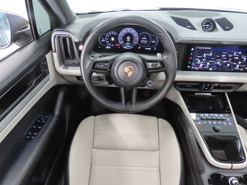 Thumbnail: 2025 Porsche Cayenne - 17