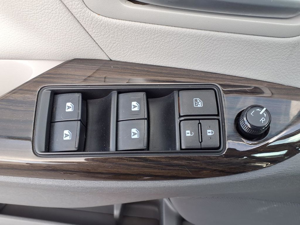 car-gallery-11