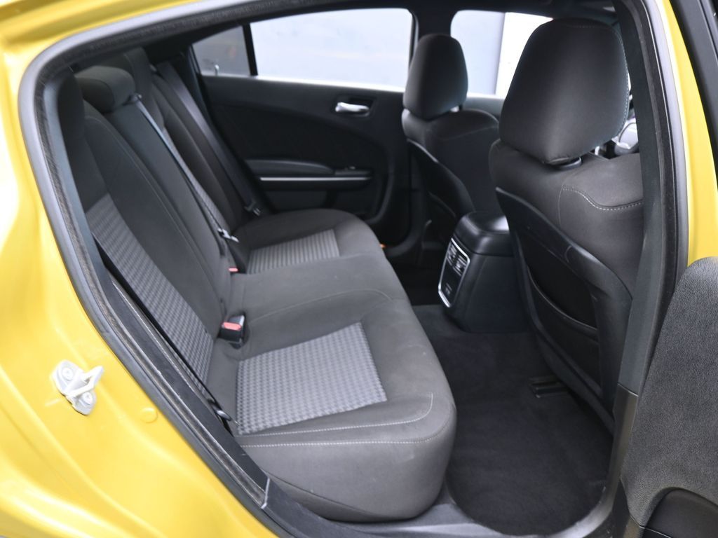 Used 2021 Gold Rush Pearlcoat Dodge R/T image 32