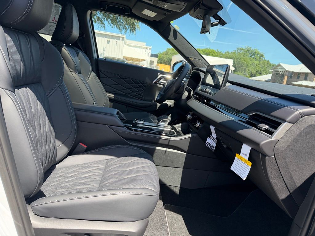 New 2026 Mitsubishi Outlander SUV