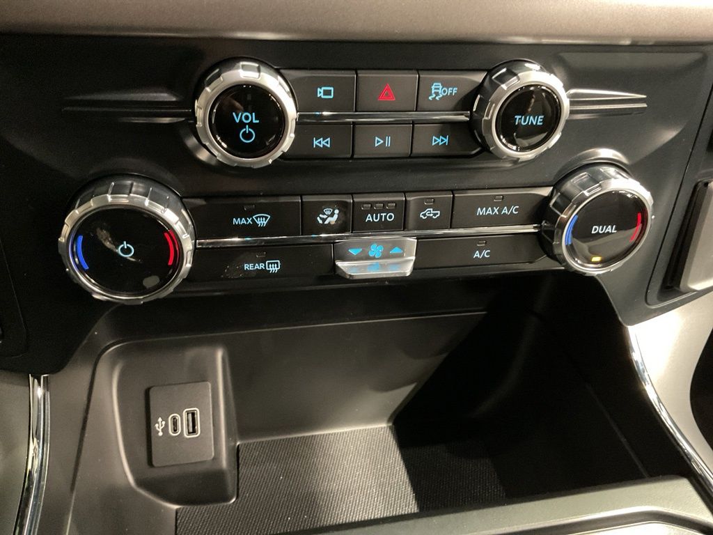 New 2026 White Ford XLT image 11