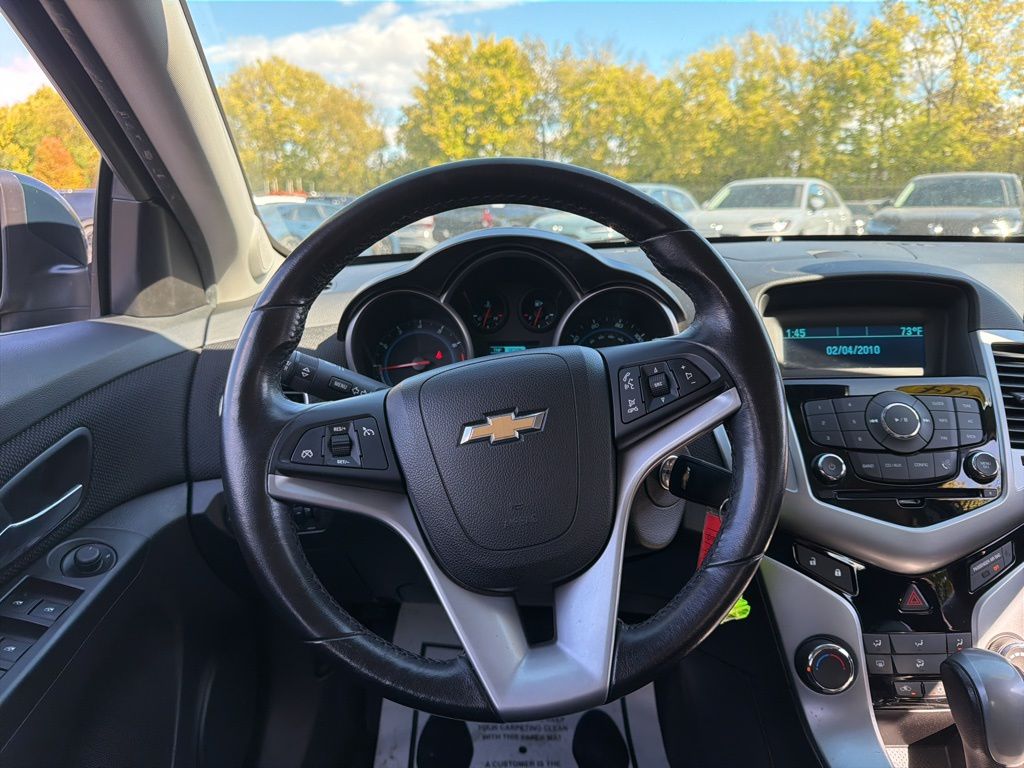 Thumbnail: 2014 Chevrolet Cruze - 12