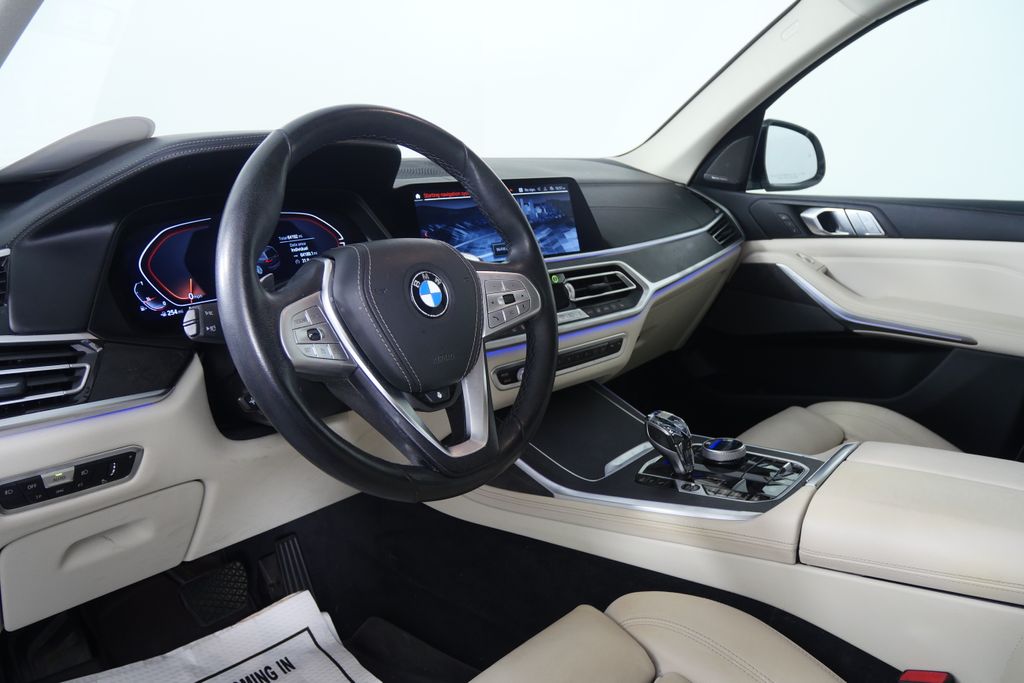 Thumbnail: 2022 BMW X7 - 13