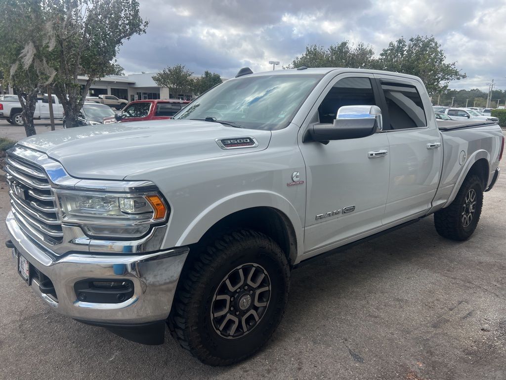 2019 RAM 3500 Laramie Longhorn Crew Cab 4WD