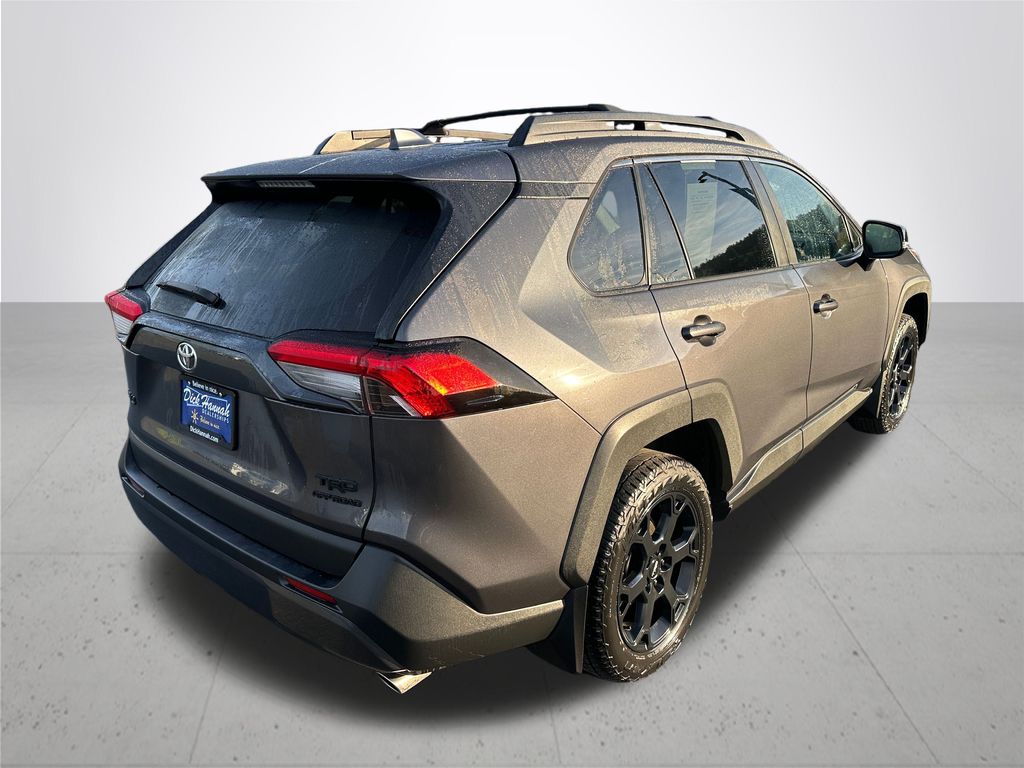2023 Toyota RAV4 TRD photo 3
