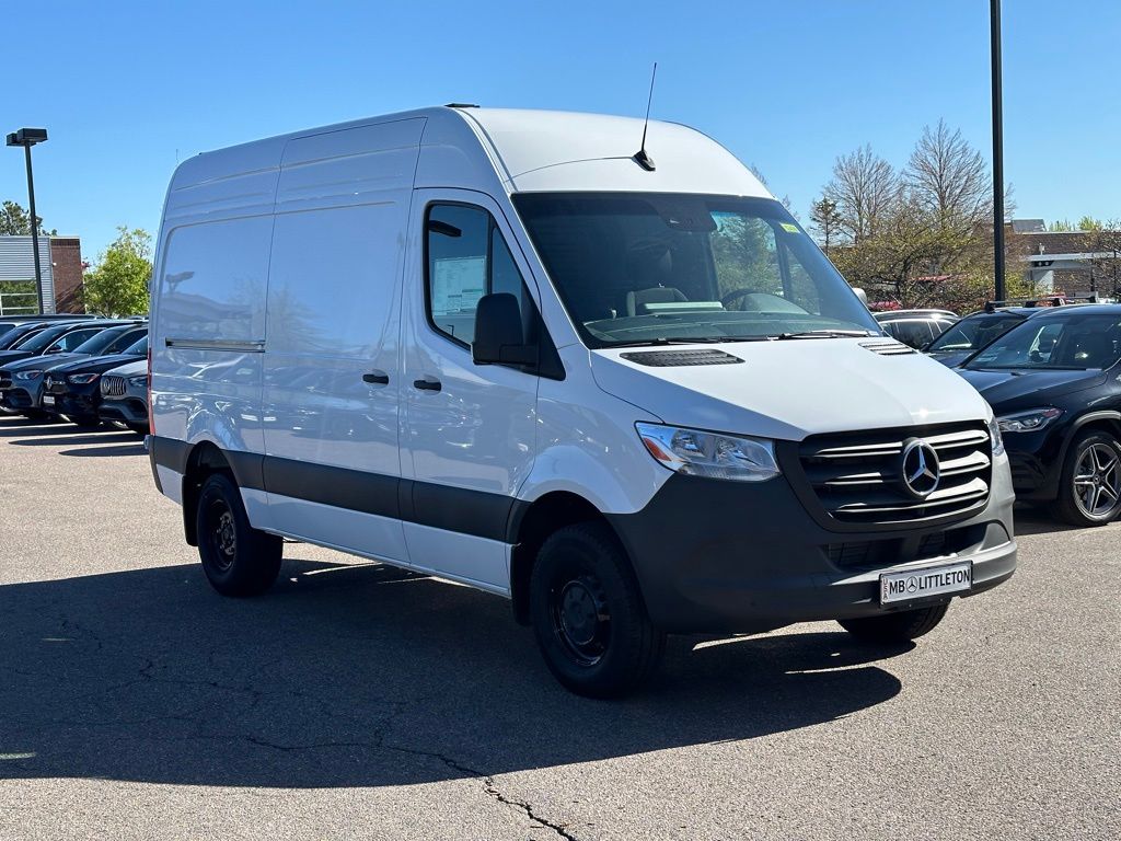 2024 Mercedes-Benz Sprinter 3500 Cargo 144 WB 6