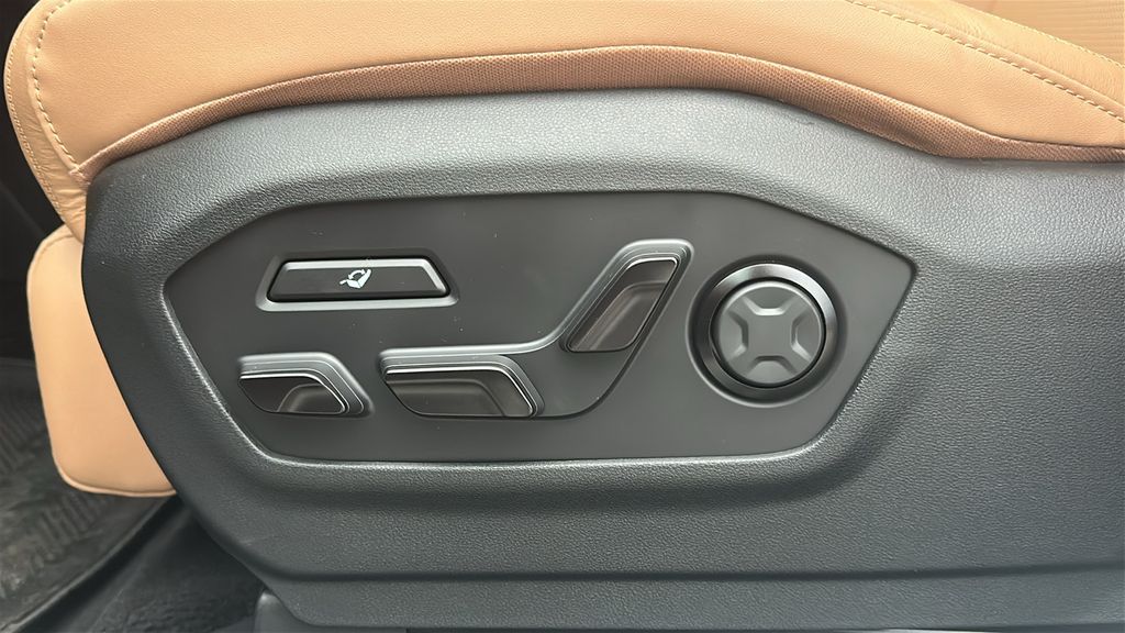 2026 Hyundai Santa Fe Calligraphy - 4