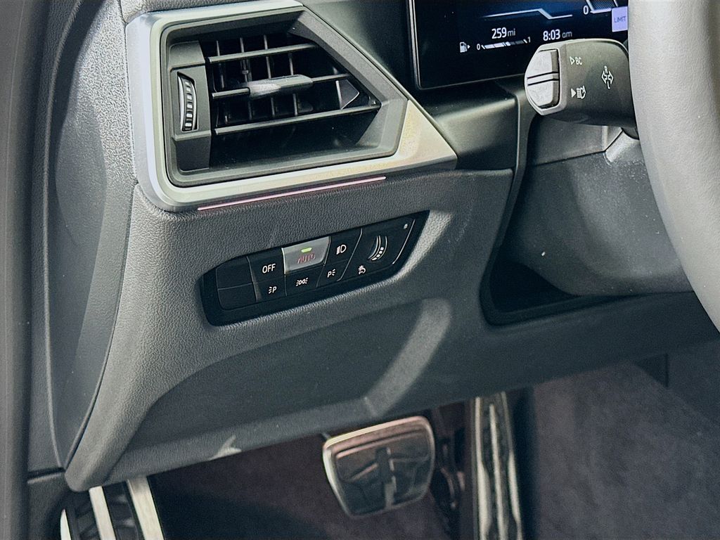 Thumbnail: 2024 BMW 4 Series - 10