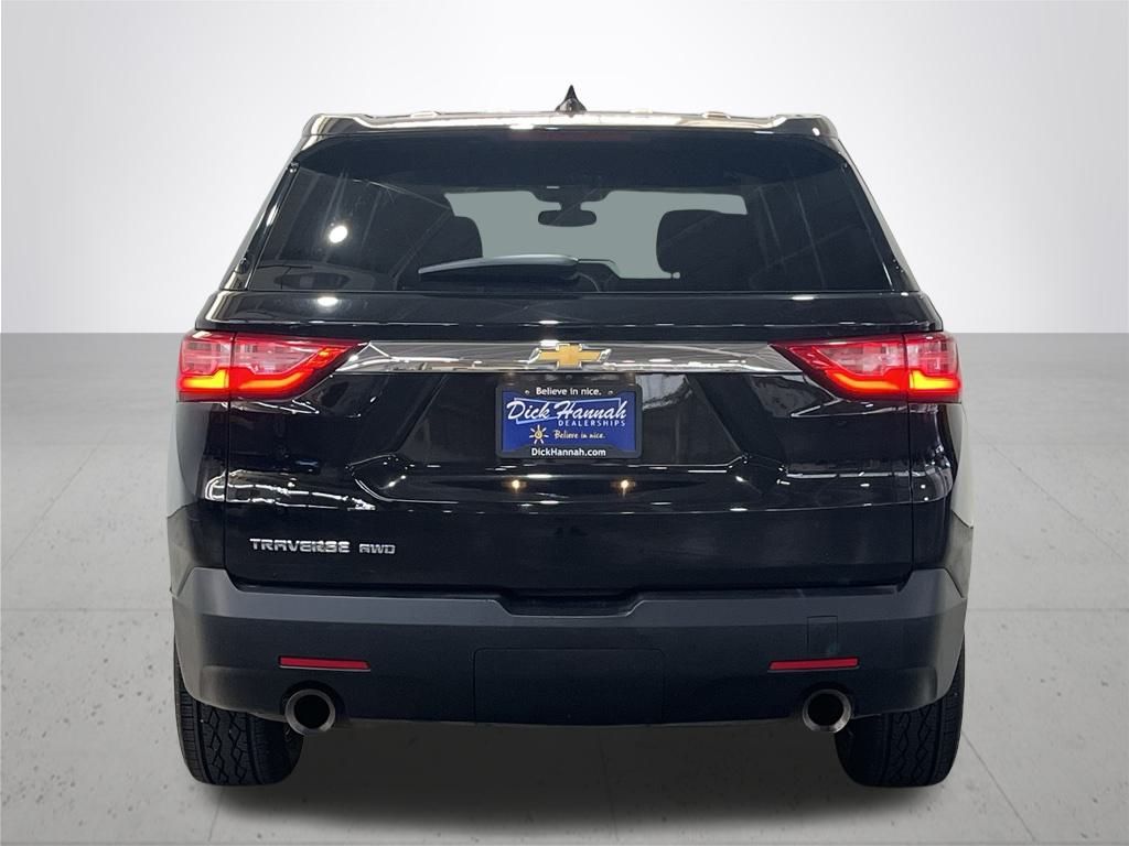 2021 Chevrolet Traverse LS