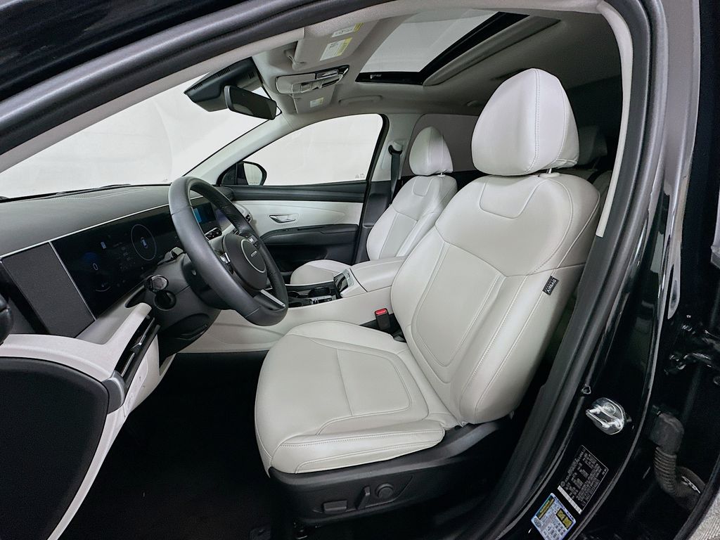 Thumbnail: 2025 Hyundai Tucson - 21