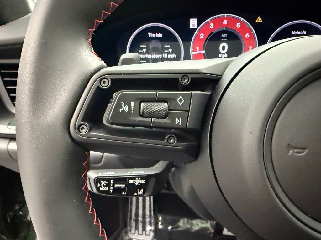 Thumbnail: 2026 Porsche 911 - 13