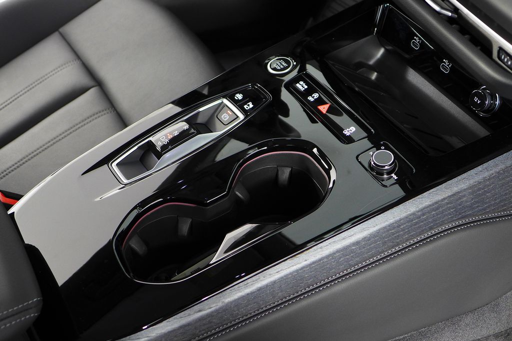 Thumbnail: 2025 Audi A5 - 15