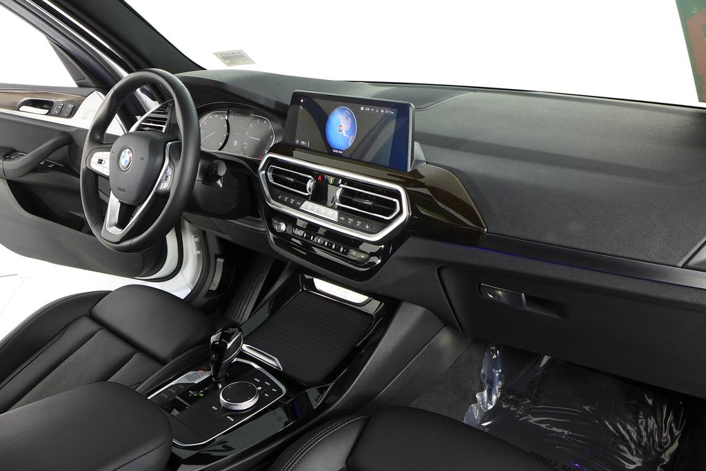 Thumbnail: 2022 BMW X3 - 13