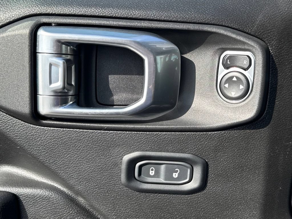 Used 2024 Jeep Wrangler SUV