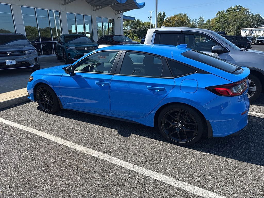 Thumbnail: 2023 Honda Civic - 2