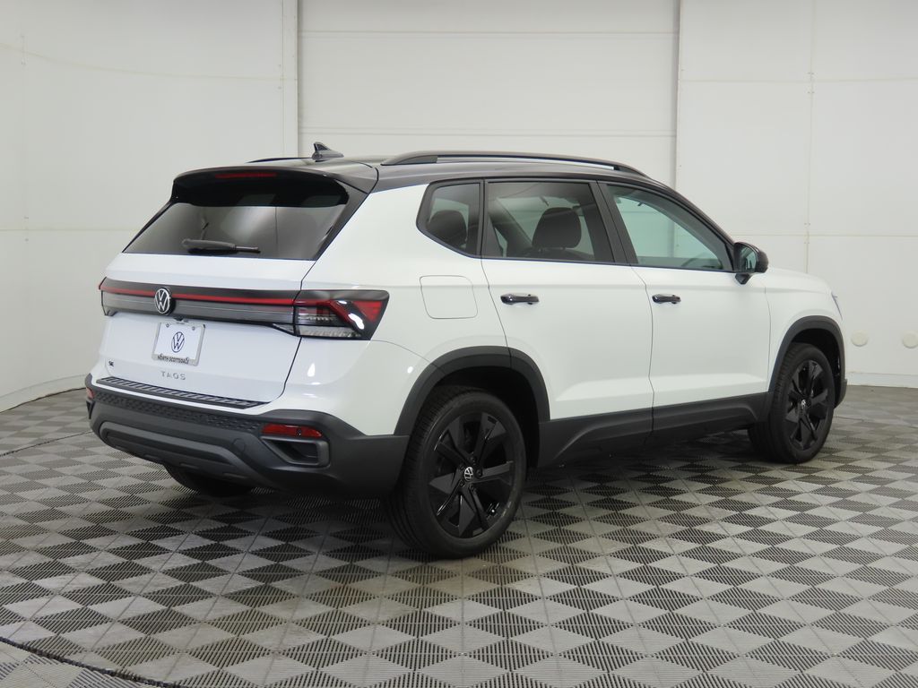 Thumbnail: 2026 Volkswagen Taos - 5