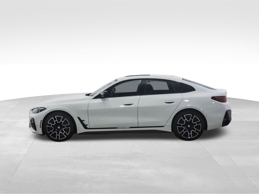 Thumbnail: 2025 BMW i4 - 2