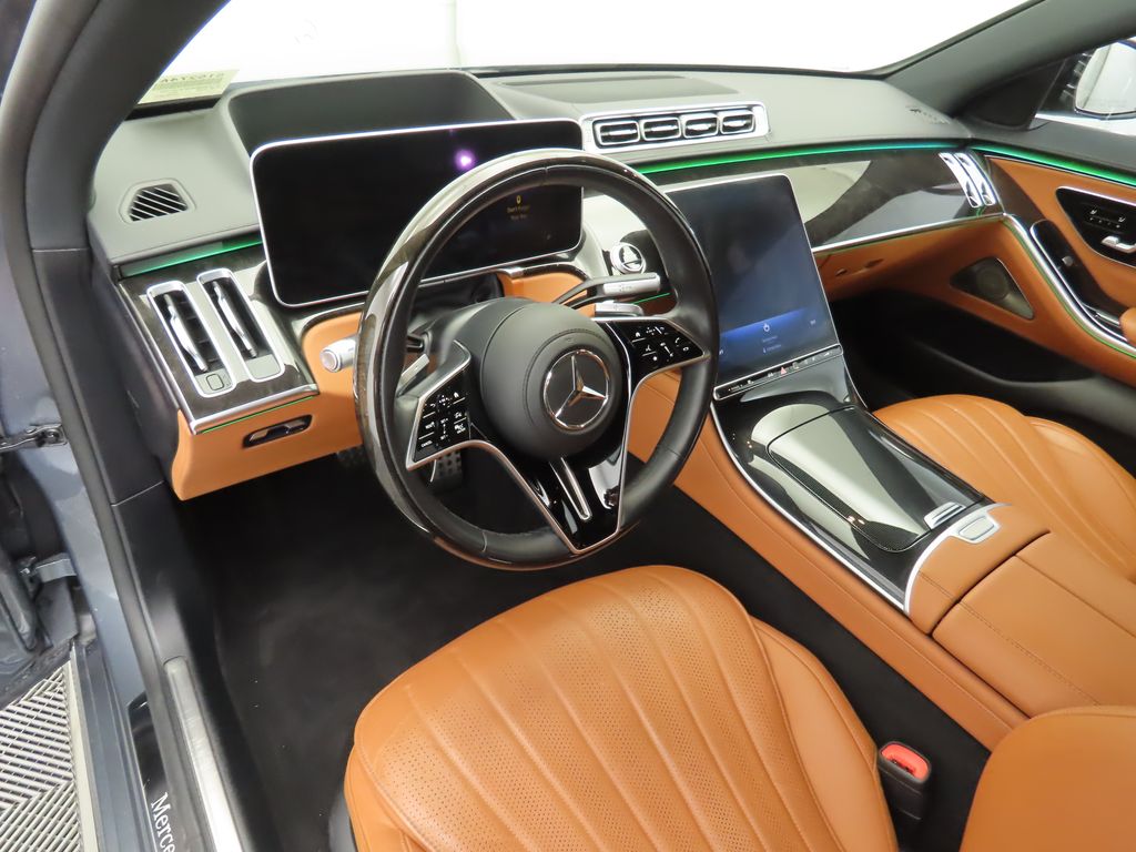 Thumbnail: 2023 Mercedes-Benz S-Class - 9