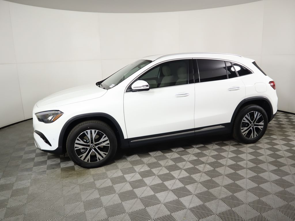 2025 Mercedes-Benz GLA 250 8