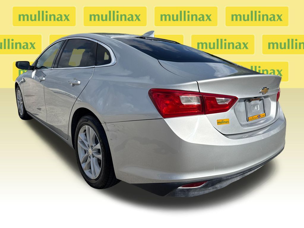 Used 2018 Silver Chevrolet LT image 9