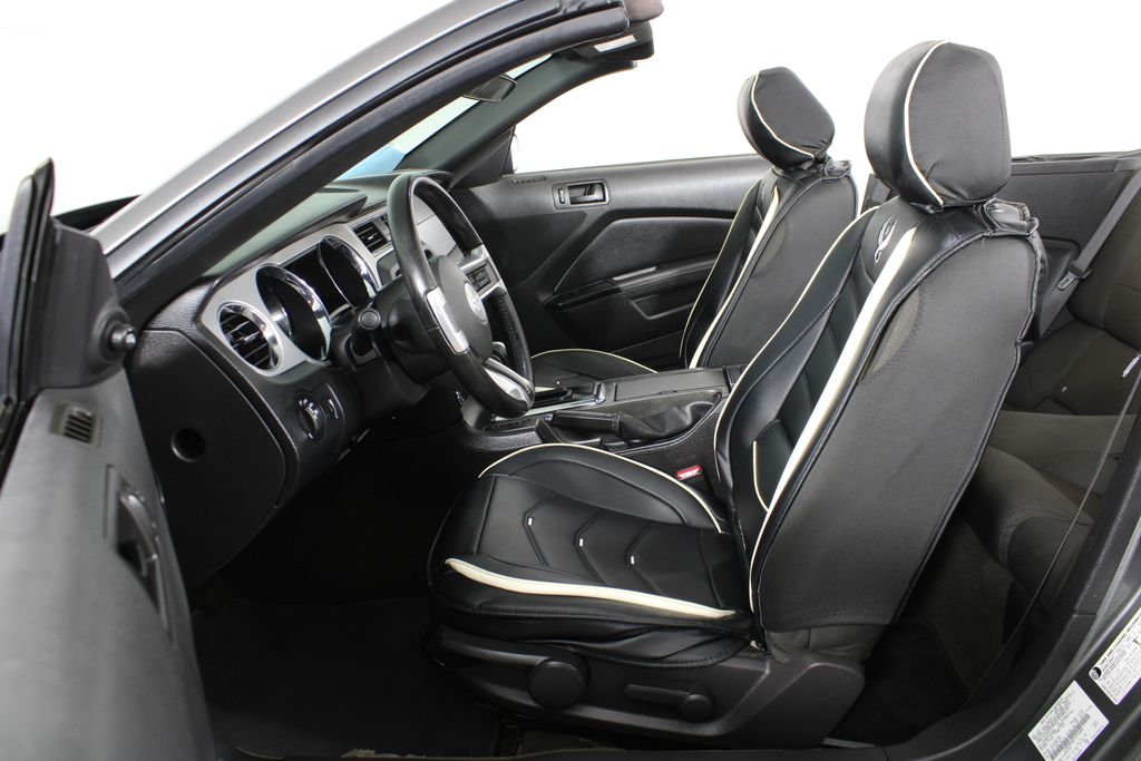 Used 2013 Ford Mustang for sale in 