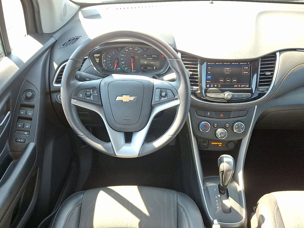 Thumbnail: 2022 Chevrolet Trax - 12