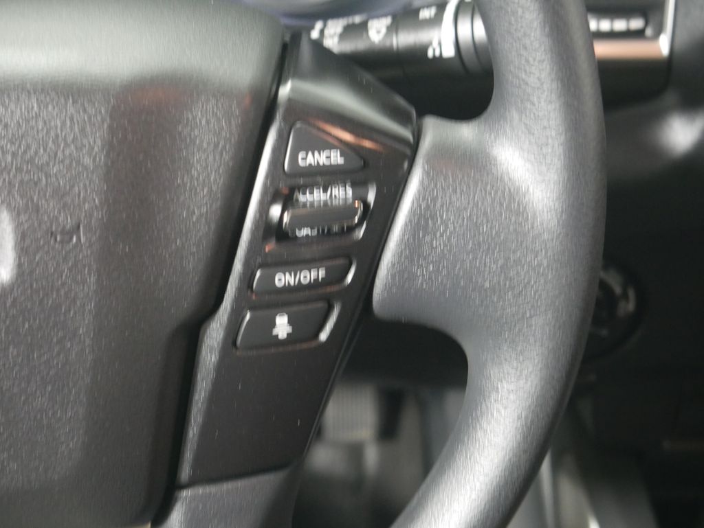 2022 Nissan Frontier SV 17