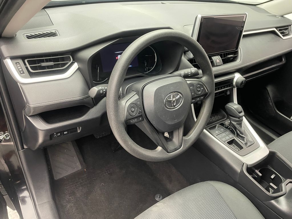 Thumbnail: 2023 Toyota RAV4 - 11