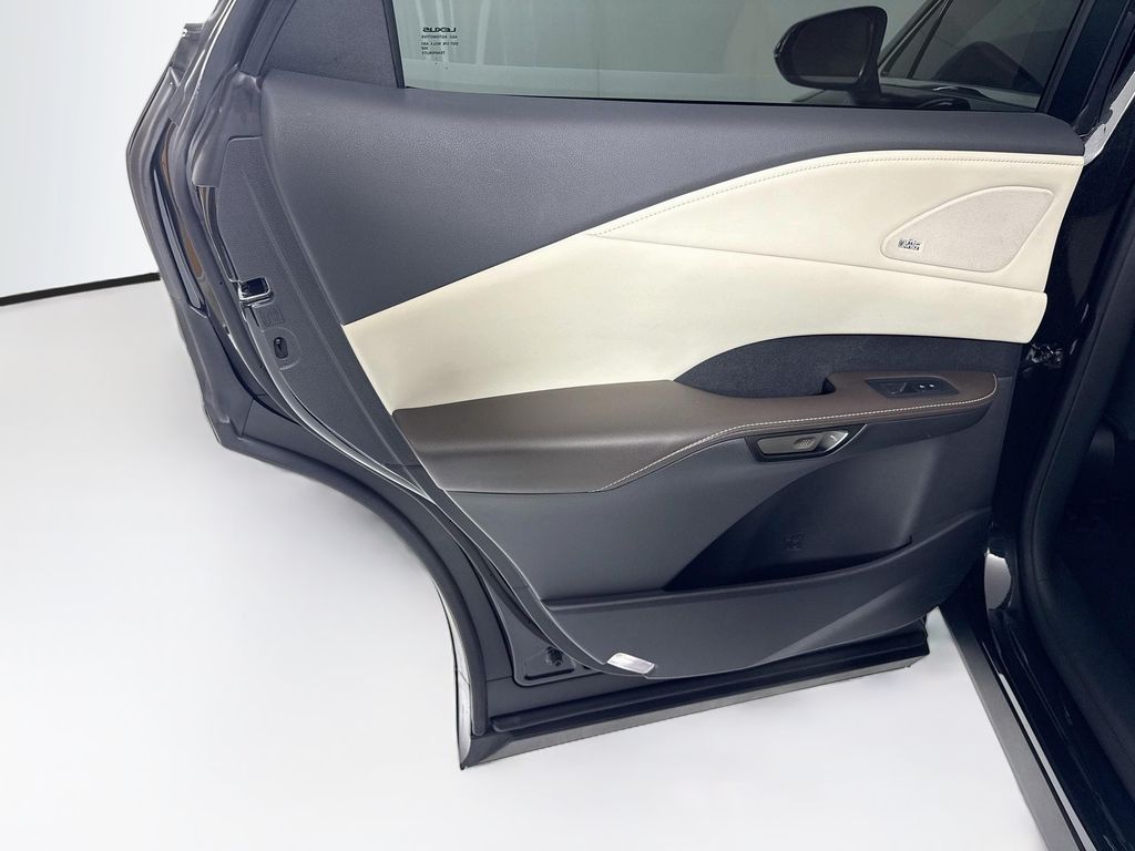Thumbnail: 2024 Lexus RX - 26
