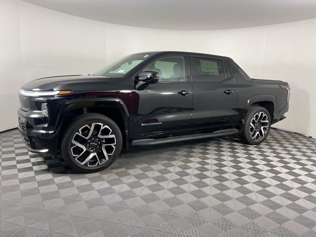 2024 Chevrolet Silverado EV  2