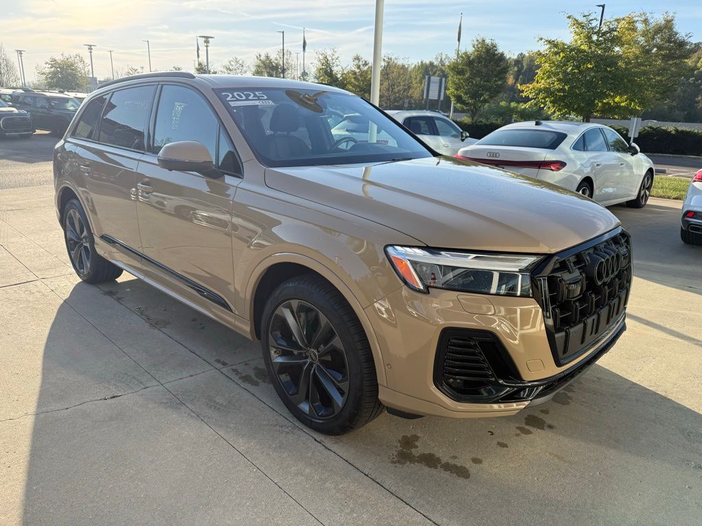 /2025 Audi Q7