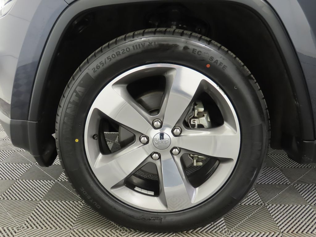 Thumbnail: 2014 Jeep Grand Cherokee - 29