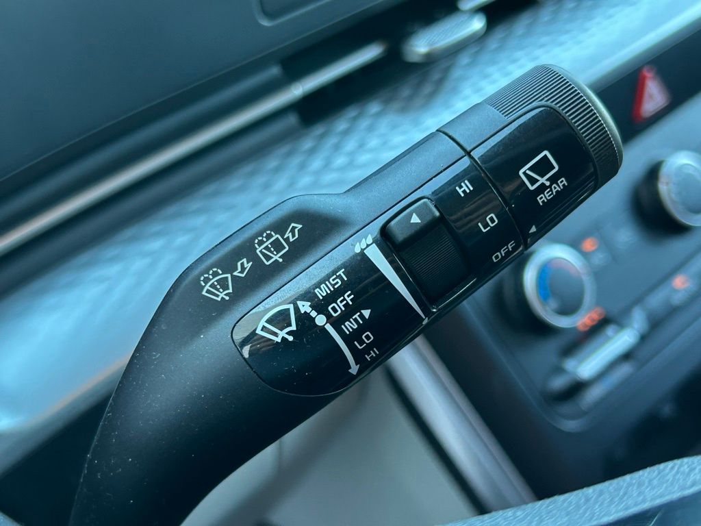 Used 2024 Red Kia LX image 26