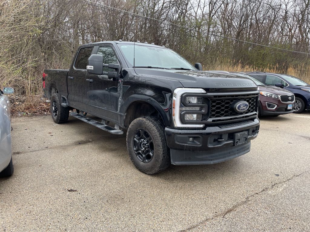 2024 Ford F-250 Super Duty XL Crew Cab 4WD